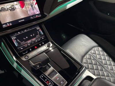 Audi Q7 55 TFSI e 380 Tiptronic 8 Quattro S line   - 24