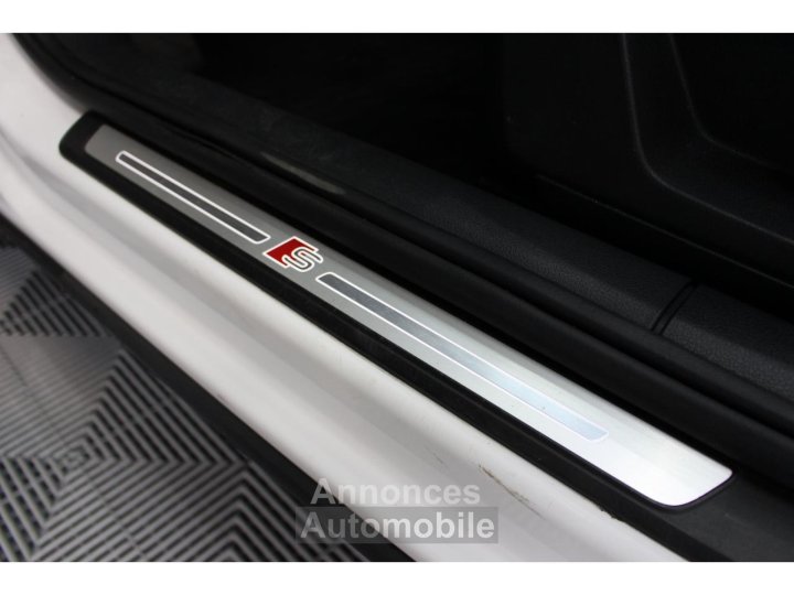 Audi Q2 14 TFSI COD - 150 S Line - Apple Carplay & Toit ouvrant - 18