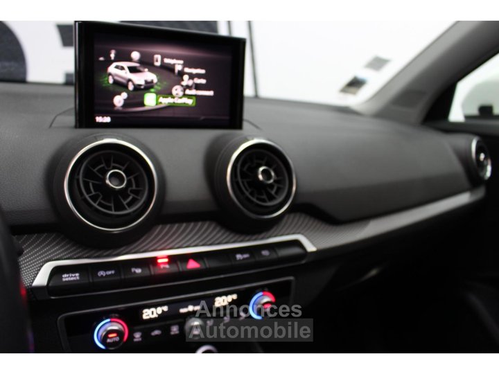 Audi Q2 14 TFSI COD - 150 S Line - Apple Carplay & Toit ouvrant - 23