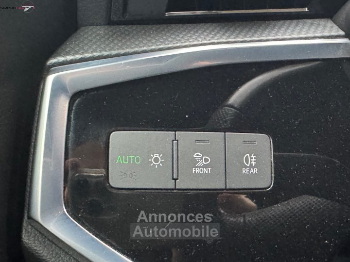 Audi Q3 35 TFSI 150 ch S tronic 7 S line - 22