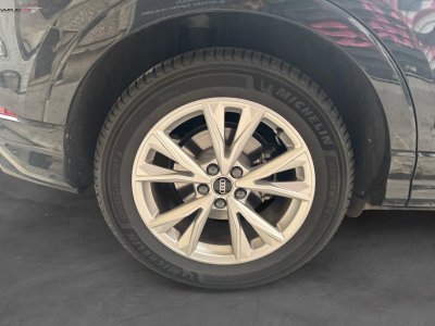 Audi Q3 35 TFSI 150 ch S tronic 7 S line   - 37