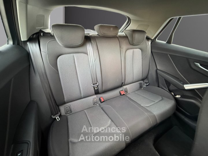 Audi Q2 30 TFSI 116 S tronic 7 Sport Garantie 12 Mois - 11