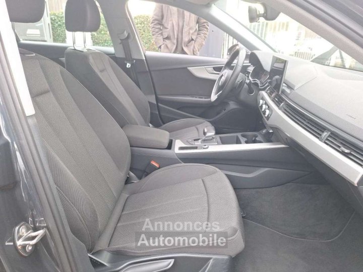 Audi A4 Avant 30TDi STRONIC - 5