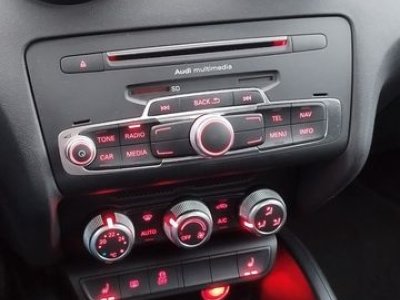 Audi A1 14 tsi 125ch ambiente sieges chauffants bluetooth   - 13