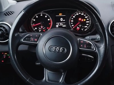 Audi A1 14 tsi 125ch ambiente sieges chauffants bluetooth   - 15