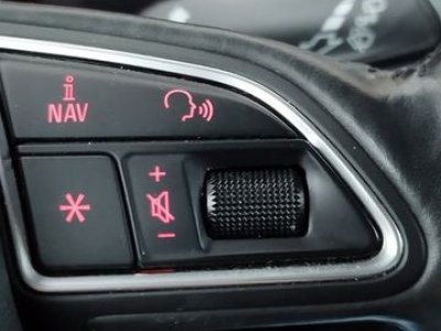 Audi A1 14 tsi 125ch ambiente sieges chauffants bluetooth   - 18