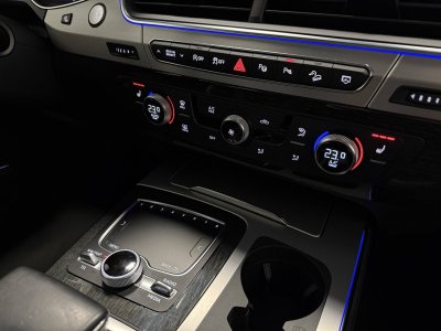 Audi Q7 30 V6 TDI 218CH ULTRA CLEAN DIESEL AVUS QUATTRO TIPTRONIC 7 PLACES - 33