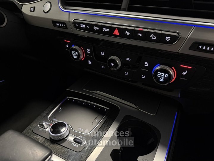 Audi Q7 30 V6 TDI 218CH ULTRA CLEAN DIESEL AVUS QUATTRO TIPTRONIC 7 PLACES - 33