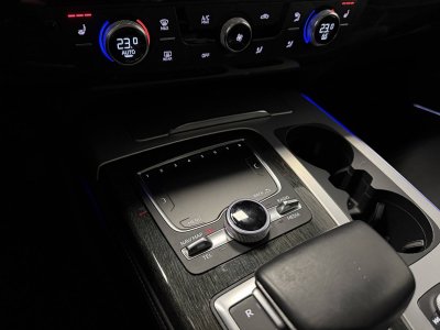 Audi Q7 30 V6 TDI 218CH ULTRA CLEAN DIESEL AVUS QUATTRO TIPTRONIC 7 PLACES - 44