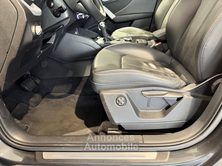 Audi Q2 35 TFSI 150 S tronic 7 Design Luxe - 12