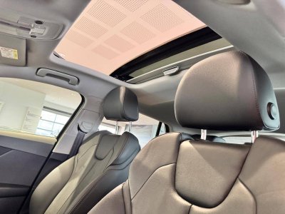 Audi Q2 35 TFSI 150 S tronic 7 Design Luxe - 13