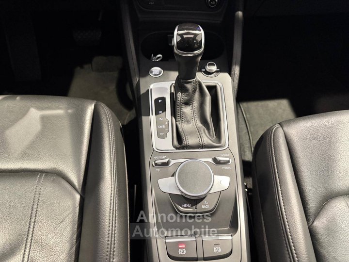 Audi Q2 35 TFSI 150 S tronic 7 Design Luxe - 17