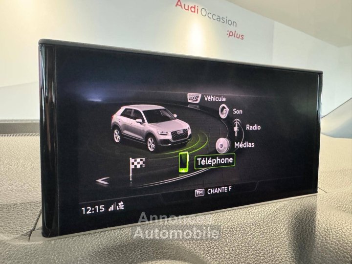 Audi Q2 35 TFSI 150 S tronic 7 Design Luxe - 24