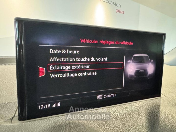 Audi Q2 35 TFSI 150 S tronic 7 Design Luxe - 27