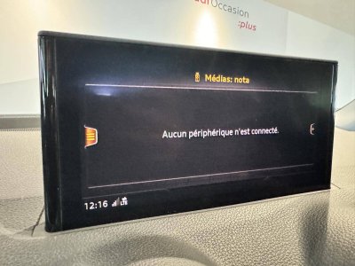 Audi Q2 35 TFSI 150 S tronic 7 Design Luxe - 28