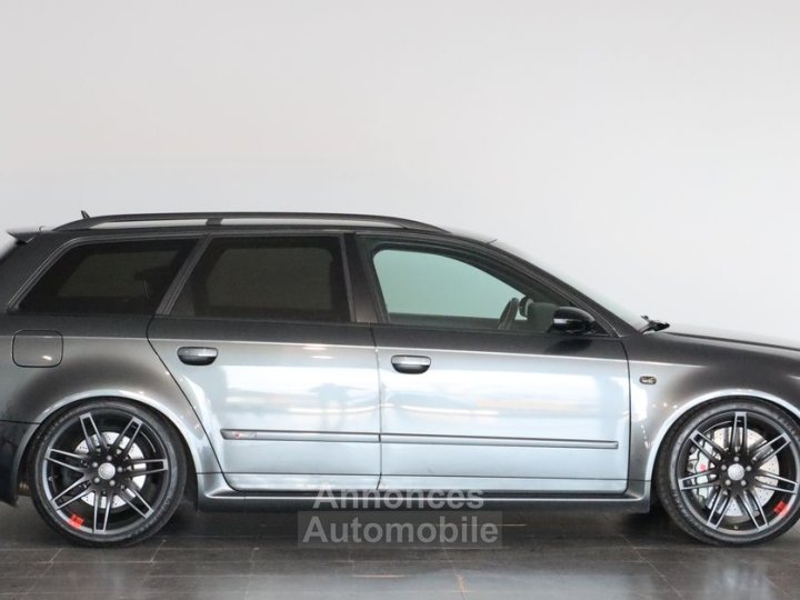 Audi RS4 v8 42 420ch - 2
