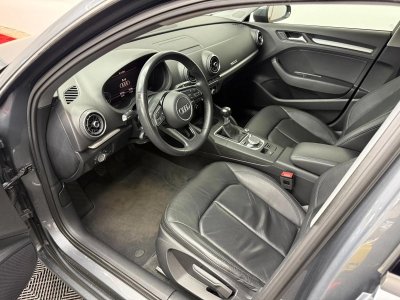 Audi A3 Sportback 30 TDI BVM6 - 116cv / Apple Carplay / Radars AR / Si&egrave;ges chauffants   - 14