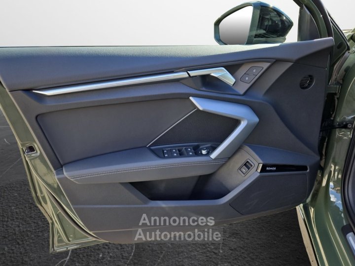 Audi A3 Sportback S-LINE - 3