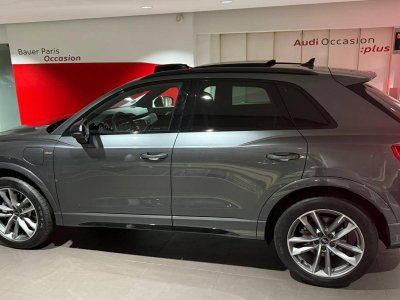 Audi Q3 45 TFSIe 245 ch S tronic 6 S line   - 3