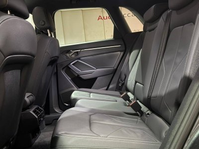 Audi Q3 45 TFSIe 245 ch S tronic 6 S line   - 10