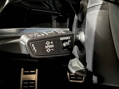 Audi Q3 45 TFSIe 245 ch S tronic 6 S line   - 16