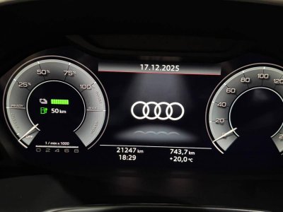 Audi Q3 45 TFSIe 245 ch S tronic 6 S line   - 17