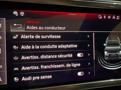 Audi Q3 45 TFSIe 245 ch S tronic 6 S line   - 25