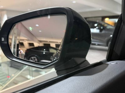 Audi Q3 45 TFSIe 245 ch S tronic 6 S line   - 28