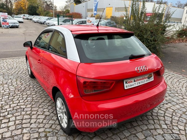 Audi A1 I 3 Portes 12 TFSI 85 cv-2010 - 3