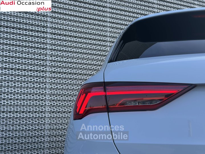 Audi Q3 35 TFSI 150 ch S tronic 7 S line plus - 39