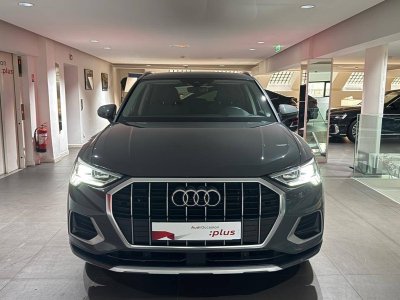Audi Q3 35 TFSI 150 ch S tronic 7 Design Luxe   - 2