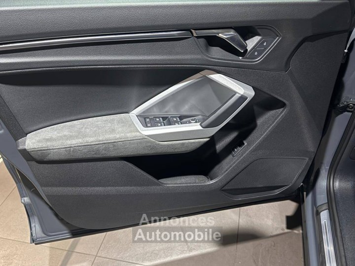 Audi Q3 35 TFSI 150 ch S tronic 7 Design Luxe - 16