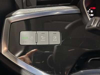 Audi Q3 35 TFSI 150 ch S tronic 7 Design Luxe   - 18