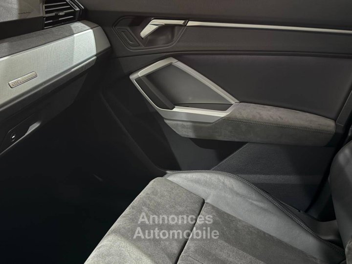 Audi Q3 35 TFSI 150 ch S tronic 7 Design Luxe - 22