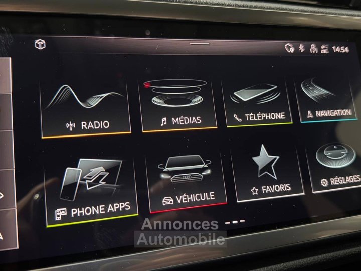 Audi Q3 35 TFSI 150 ch S tronic 7 Design Luxe - 23