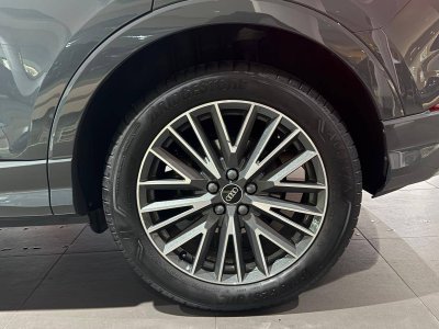 Audi Q3 35 TFSI 150 ch S tronic 7 Design Luxe   - 31