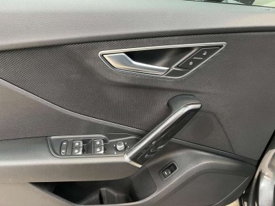 Audi Q2 35 TDI 150 S tronic 7 S line   - 8