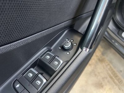 Audi Q2 35 TDI 150 S tronic 7 S line   - 9