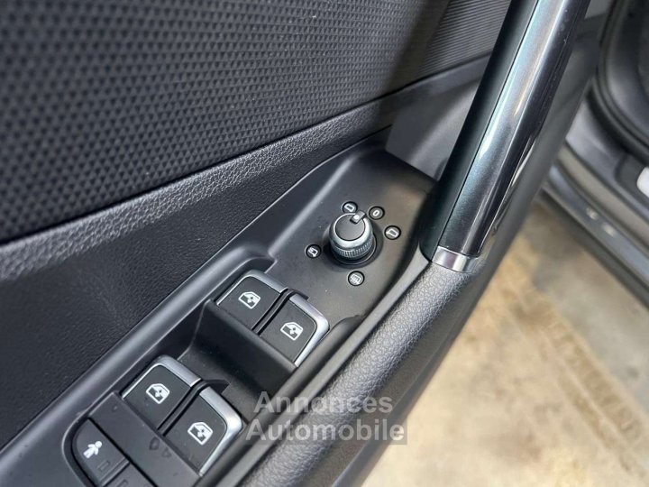 Audi Q2 35 TDI 150 S tronic 7 S line - 9