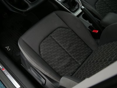 Audi A1 Sportback 10 30 TFSI - 116  2019 S line   - 27