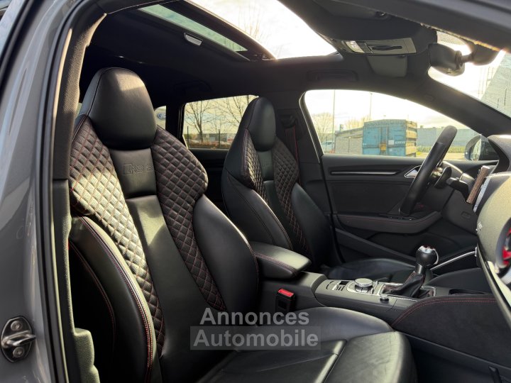 Audi RS3 SPORTBACK 25 TFSI 367cv Quattro S tronic 7 - Suivi /Toit Ouvrant / Cam&eacute;ra de Recul / Si&egrave;ges Chauffants / CarPlay - - 15