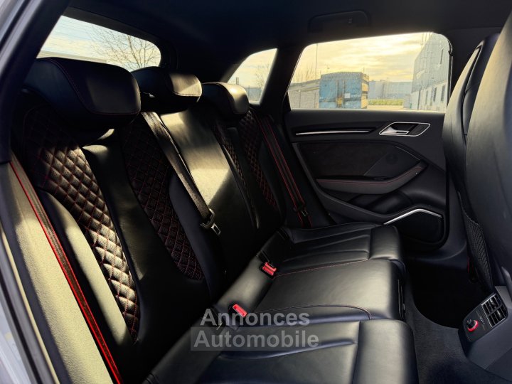 Audi RS3 SPORTBACK 25 TFSI 367cv Quattro S tronic 7 - Suivi /Toit Ouvrant / Cam&eacute;ra de Recul / Si&egrave;ges Chauffants / CarPlay - - 16