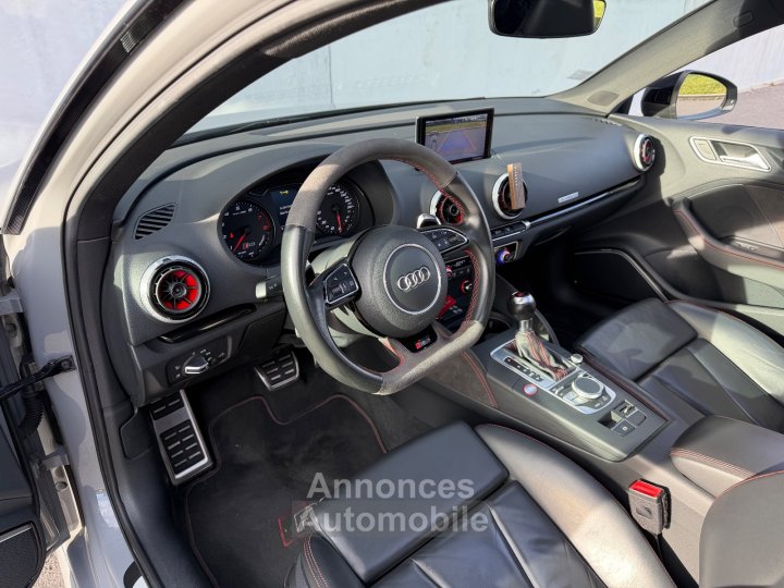 Audi RS3 SPORTBACK 25 TFSI 367cv Quattro S tronic 7 - Suivi /Toit Ouvrant / Cam&eacute;ra de Recul / Si&egrave;ges Chauffants / CarPlay - - 19