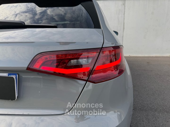 Audi RS3 SPORTBACK 25 TFSI 367cv Quattro S tronic 7 - Suivi /Toit Ouvrant / Cam&eacute;ra de Recul / Si&egrave;ges Chauffants / CarPlay - - 45