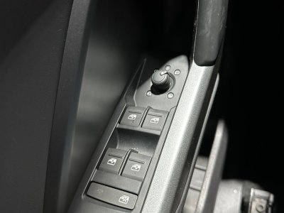 Audi Q3 40 TDI 200 ch S tronic 7 Quattro S line - 23