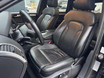 Audi Q7 30L V6 TDI 245cv S-LINE   - 7