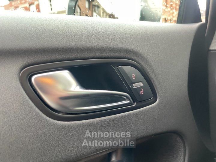 Audi TTS COUPE 20 TFSI 272 Quattro / ENTRETIEN COMPLET - 34