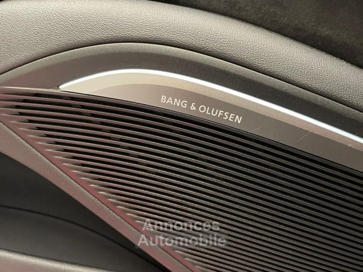 Audi TT 20 TFSI 230 S line SIEGES ALCANTARA CHAUFANTS - 22