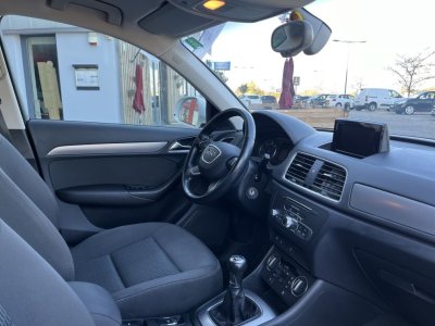 Audi Q3 20 TDI Phase 2 ultra 150 cv Ambiante   - 11