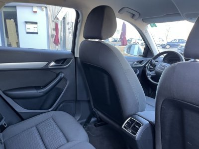 Audi Q3 20 TDI Phase 2 ultra 150 cv Ambiante   - 12